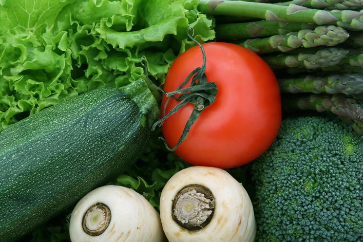 Salat, Tomaten, Spargel, Zucchini, Broccoli