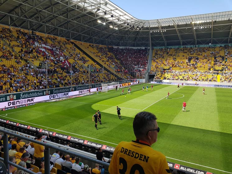 DENQBAR bei Dynamo Dresden